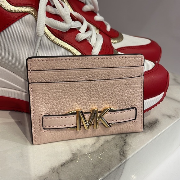 MICHAEL KORS
Reed Large Pebbled Leather Card Holder Case Wallet
POWDER BLUSH
NWT - Picture 15 of 16